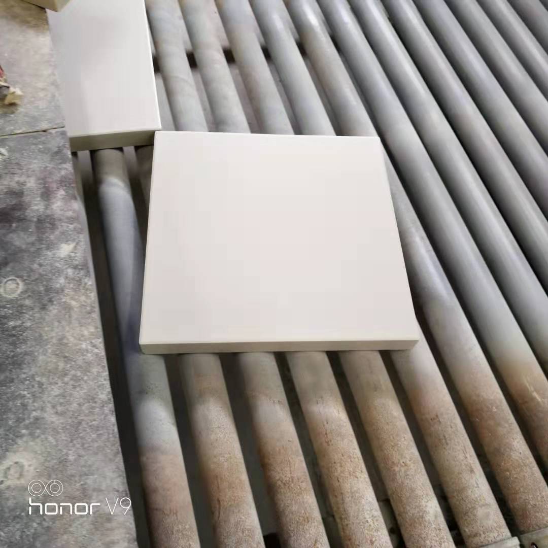 2019年哪一種規(guī)格的耐酸磚需求量大，焦作市眾光耐酸瓷業(yè)有限公司銷(xiāo)售部與生產(chǎn)部進(jìn)行密切商討